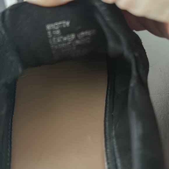 Gorgeous Steve Madden black sneakers.  So fun!! Size 5.5.  Excellent condition! - Picture 6 of 7